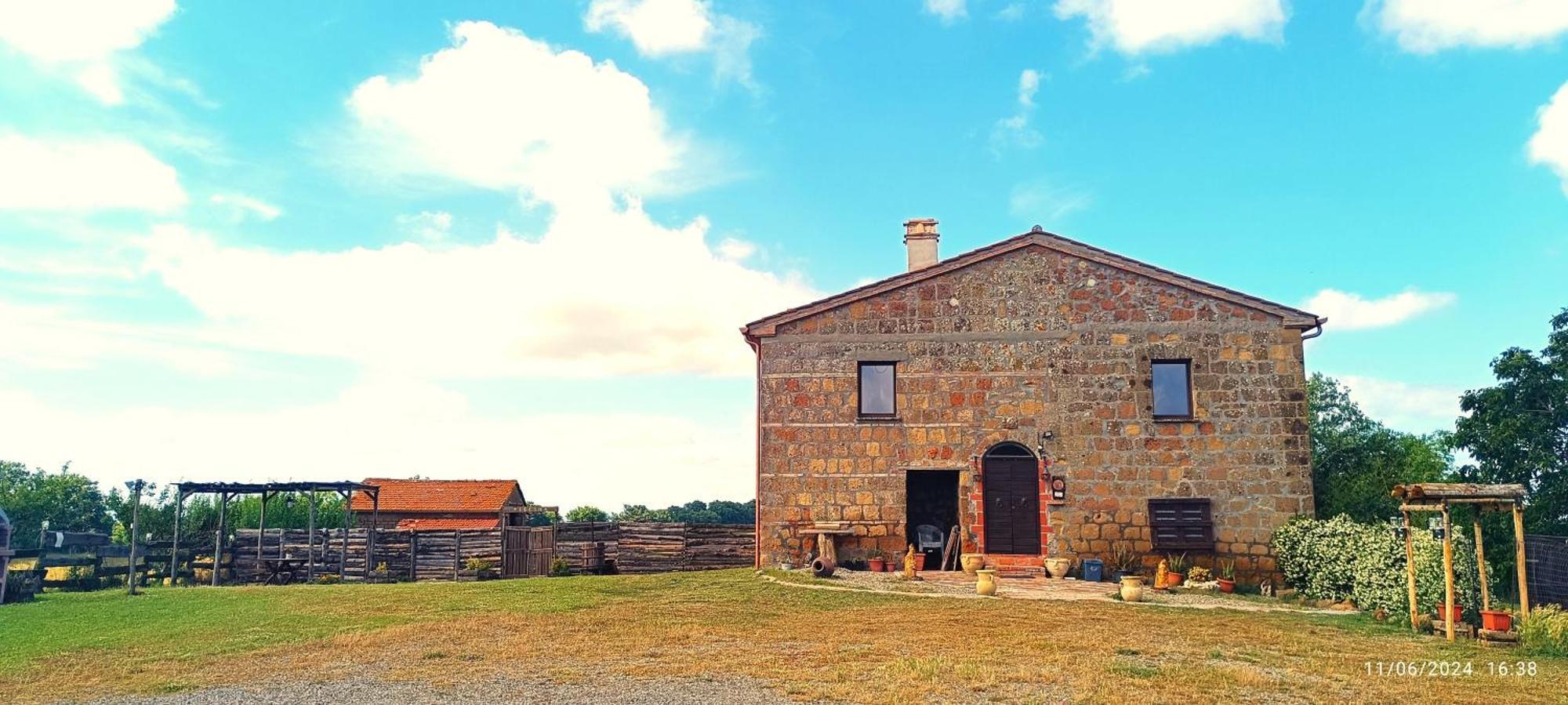 Casavacanze Pergolino, Appartamenti Ad Uso Esclusivo 阿夸彭登泰 外观 照片